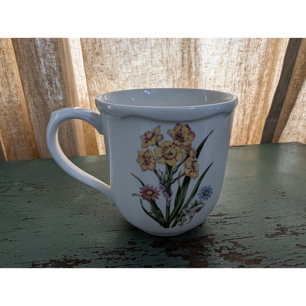 Noritake GOURMET GARDEN Mug Daffodil Made in‎ Sri Lanka GREAT CONDITION